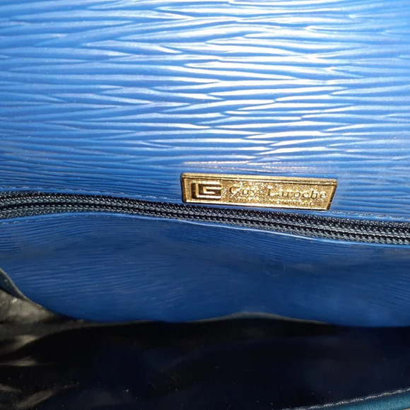 Vtg GUY LAROCHE-2 Tone Blue Textured Leather-Magnetic Flap-Cross/Shoulder Bag-EX - Picture 8 of 8
